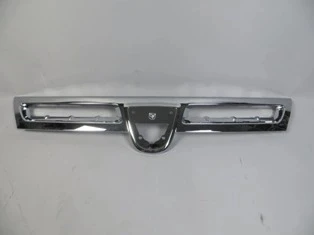 Dacia Duster 2010-2013 Ön Panjur Dış Nikelajlı (Tw - Y) (Oem No: 620780003R) ürün görseli 1