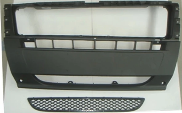 Citroen Jumper 2007-2013 Ön Tampon Orta Siyah Panjurlu (Tyg) (Adet) (Oem No:7401Rh) ürün görseli 1