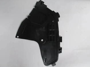 Dacia Logan 2009-2012 Karter Muhafaza Plastiği Sol (Bfn) (Oem No: 8200595807) ürün görseli 1