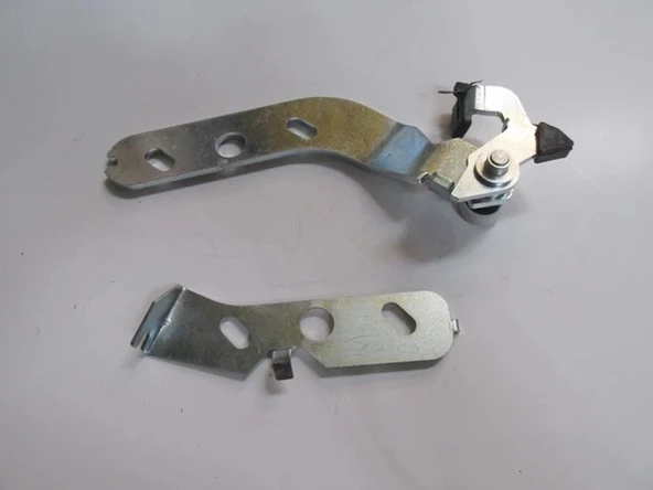Fiat Ducato 2007-2014 Sürgülü Kapı Alt Ray Bağlantısı Sağ (Oem No: 1376702080) ürün görseli 1