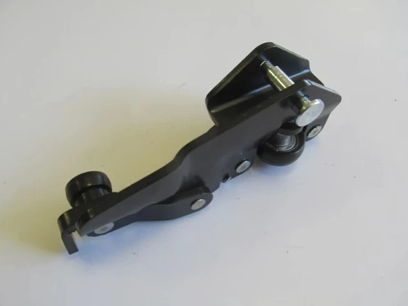 Fiat Doblo 2001-2005 Sürgülü Kapı Alt Ray Bağlantısı Sağ (Oem No: 46843008) ürün görseli 1