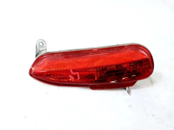 Fiat Grande Punto Evo 2009  Sis Lambası Arka Sol Kırmızı (Oem No:51854698) ürün görseli 1