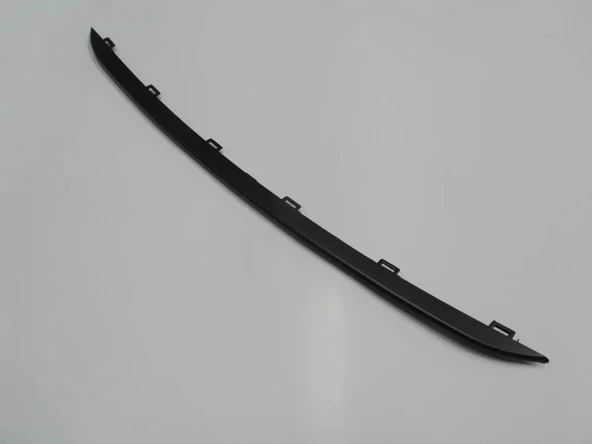 Fiat Linea 2012-2017 Ön Tampon Panjuru Orta Çıtası Uzun Siyah (Eurobump) (Oem No: 735548042) ürün görseli 1