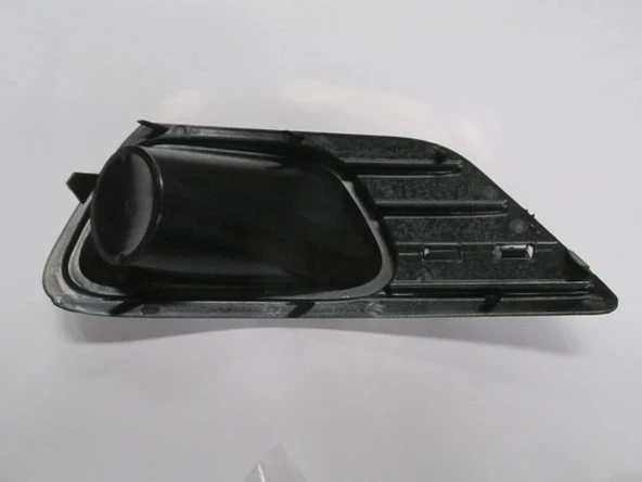 Fiat Linea 2012-2017 Sis Lamba Kapağı Sol Deliksiz (Oem No: 735547958) ürün görseli 1