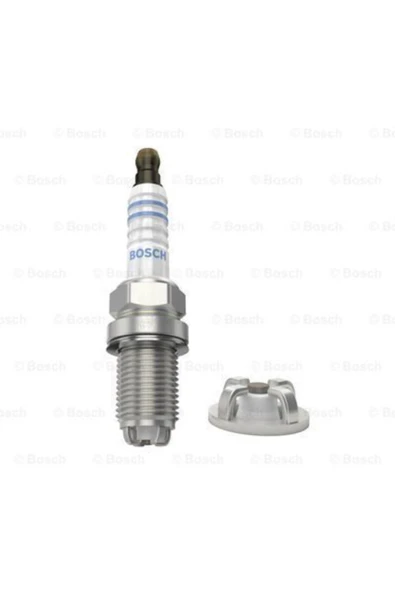 Bosch Buji 1 Adet - Volvo V40 2.0 D 2002-2004 100 Kw 4 Tırnak 0242235748 - Oem: 05033220aa ürün görseli 1