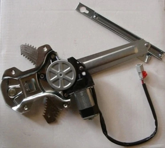 Honda Crv 1997-2001 Arka Cam Krikosu Sol Elektrikli Motorlu (Adet) (Oem No:72751S10J01) ürün görseli 1