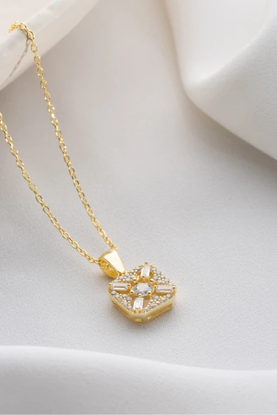 Two Arts Jewelry Kadın 925 Ayar Gümüş Kare Kesim Zirkon Taşlı Kolye | Hediye Kutusunda Altın 45 cm ürün görseli 1
