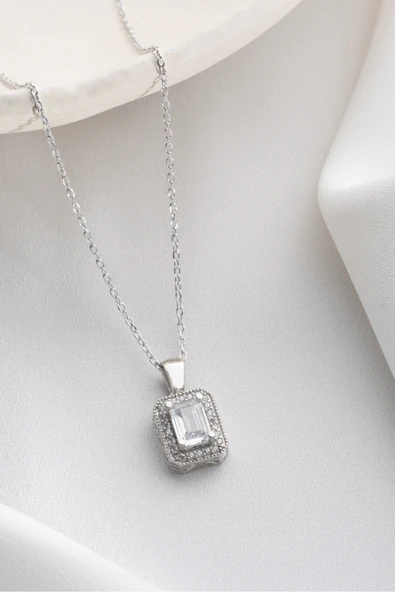 Two Arts Jewelry Kadın 925 Ayar Gümüş Baget Kesim Zirkon Taşlı Kolye | Hediye Kutusunda Gümüş 45 cm ürün görseli 1