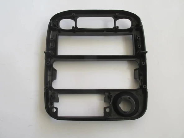 Hyundai Accent 1998-2000 Ön Göğüs Teyp Paneli Klimasız Sürgülü Ayar (Oem No: 84740-22001) ürün görseli 1