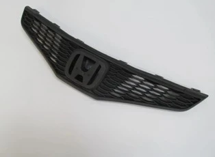 Honda Jazz 2009-2011 Ön Panjur Siyah (Nikelaj Çerçevesiz) (Bfn) (Oem No: 71121-Tf0-003) ürün görseli 1