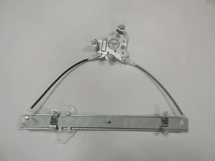 Hyundai Accent 1998-2000 Ön Cam Krikosu Sol Elektrikli Motorsuz (Üçgen Tip) (Adet) (Oem No:8240322010) ürün görseli 1