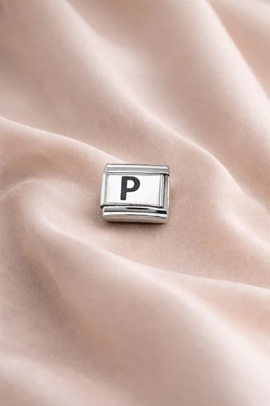 Norino Nomination Uyumlu “P” Harf Charm – Çelik Bileklik Modülü, Kişiye Özel Harf Aksesuarı ürün görseli 1