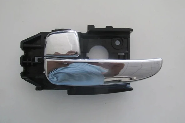 Hyundai Elantra 2002-2003 Ön Kapı İç Açma Kolu Sol Nikelajlı (Bfn) (Adet) (Oem No:836102D000Ca) ürün görseli 1