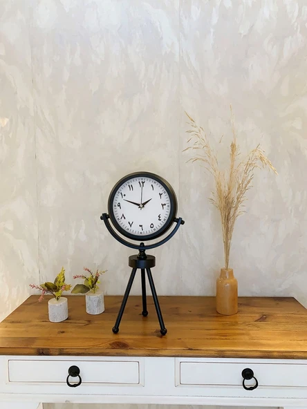 Norino Siyah Metal Mini Tripod Farsça Masa Saati 45×26 cm ürün görseli 1
