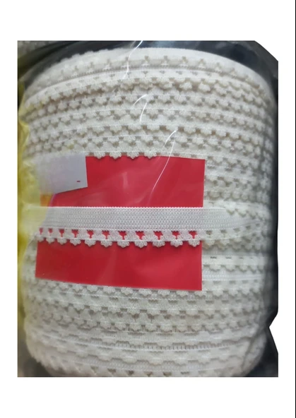 Norino Çamaşır Lastiği Dantelli 1 Cm 75 Metre 1 Top Beyaz 2. Model ürün görseli 1