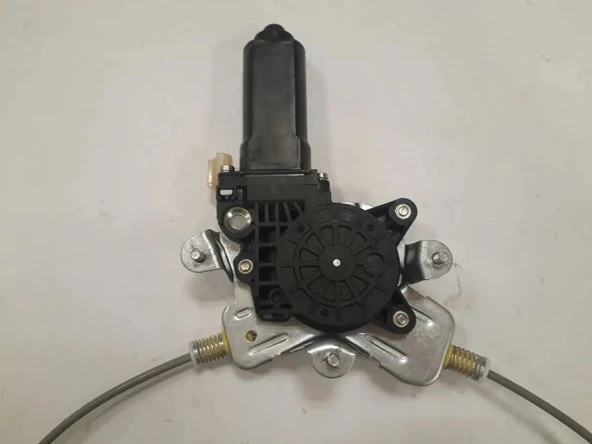 Hyundai Sonata 2003-2005 Ön Cam Krikosu Sol Elektrikli - Motorlu (Hushan) (Adet) (Oem No:8240338011) ürün görseli 1