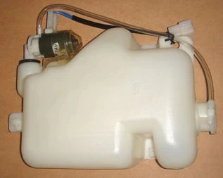 İsuzu Npr - 1997-2006 Şampiyon Cam Su Bidonu - Deposu 24 Volt (Çift Teker) (Tw) (Adet) (Oem No:894151071) ürün görseli 1