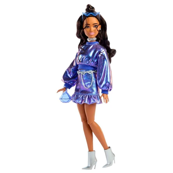 Barbie Deluxe Style Stil İkonu Bebek Metalik Mavi Üst ve Etekli JFP42 ürün görseli 1