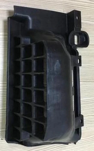İsuzu Nkr - 2006-2009 Ayak Basamak Plastiği Sağ (Tek Teker) (Basamaklı)(Bfn) (Adet) (Oem No:8979978530) ürün görseli 1