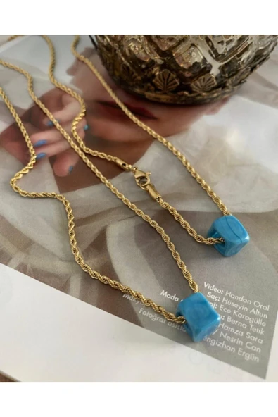 shakaconsept Kadın Nostarjı Burgu Kolye Gold ürün görseli 1