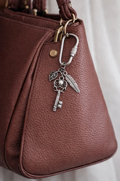 roshel Vintage Tasarım Çanta Charmı Anahtarlık Gümüş Kaplama Anahtar-Kuş Tüyü-Yaprak Gümüş ürün görseli 1