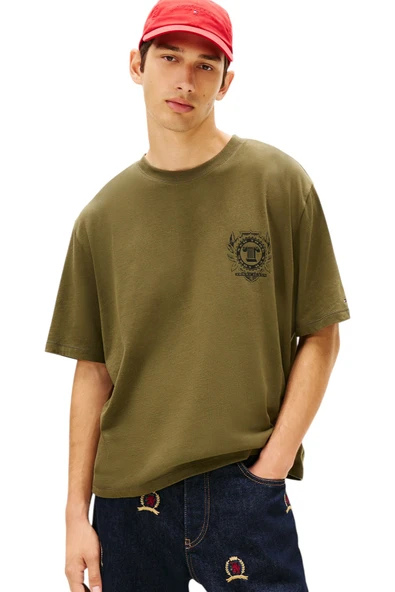 Tommy Hilfiger   TJM 90S BILLS SS TEE Erkek Yeşil T-Shirt - DM0DM22332 ürün görseli 1