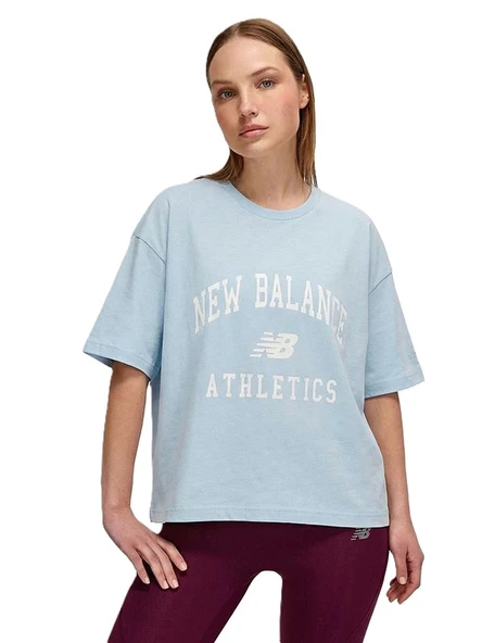 New Balance   NB Lifestyle Women Tshirt Kadın Yeşil T-Shirt - WNT1402 ürün görseli 1