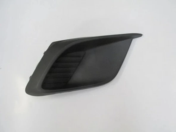 Mazda 3 Sedan 2014-2016 Ve Hatchback Sis Lamba Kapağı Sağ Deliksiz (Fpı) (Adet) (Oem No:Bje150C11A) ürün görseli 1
