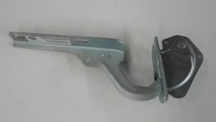 Mazda B2500 2001-2003 Pickup Kaput Menteşesi Sol (Tyg) (Adet) (Oem No:Mz93015Ha2) ürün görseli 1