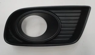 Mazda Bt50 2010-2012 Pickup Sis Lamba Kapağı Delikli Sağ Siyah (Orijinal) (Oem No: Ub9C-50-C11) ürün görseli 1
