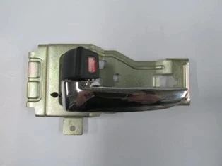 Mazda Bt50 2007-2012 Pickup Arka Kapı İç Açma Kolu Sol Nikelajlı (Hushan) (Oem No: Ur58-59330C02) ürün görseli 1