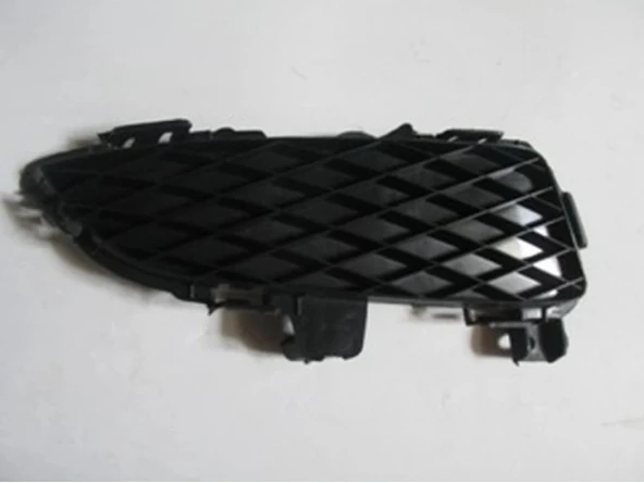 Mazda 3 Hatchback 2003-2006 Sis Lamba Kapağı Sağ (Fpı) (Adet) (Oem No:Bp4K50C11A) ürün görseli 1