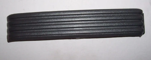 Mazda E2200 1988-1995 Minübüs Arka Tampon Ucu Sol Tırtırlı (Plastik) (Tw) (Adet) (Oem No:S08350252) ürün görseli 1