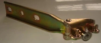 Mazda E2200 1988-2009 Minübüs Orta Kapı Ray Bağlantısı Sağ (Adet) (Oem No:S08472230A) ürün görseli 1