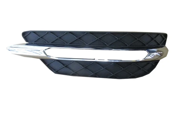 Mercedes C Class 2011-2013 Avangarde Sis Lamba Kapağı Sağ (Nikelaj Çıtası İle Birlikte) (Tw) (Oem No: 2048803324) ürün görseli 1