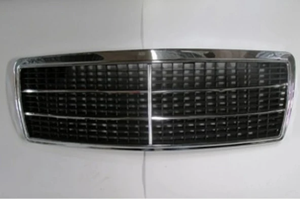 Mercedes C Class 1993-1996 Ön Panjur Nikelajlı (5Çıtalı) (İç Petekleri Siyah) (Bfn) (Adet) (Oem No:2028800083) ürün görseli 1