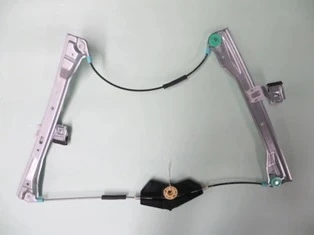 Mercedes C Class 2007-2011 Ön Cam Krikosu Sağ Elektrikli - Motorsuz (Tw) (Oem No: 2047202579) ürün görseli 1