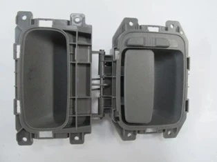 Mercedes Sprinter 2007-2013 Bagaj Kapağı İç Açma Kolu Gri (Pütürlü Tip) (Hushan) (Oem No: 2E1827904) ürün görseli 1