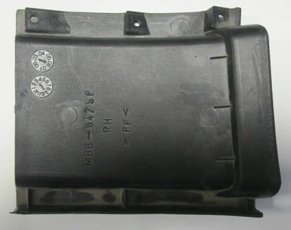 Mitsubishi Canter 1998-2000 Fe515 Ön Tampon Yan Havalandırma İç Plastiği Sağ (511-515-519) (Adet) ürün görseli 1