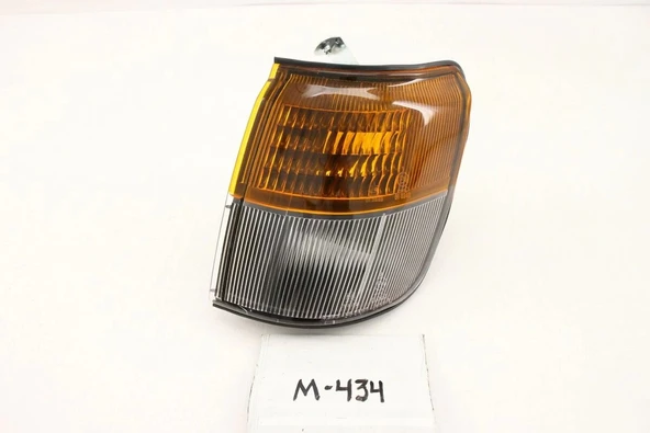 Sınyal Lambası Sol Japon Pajero (V1, V2, V3, V4) 2.6:3.0 V6:3.5 V6:2.5 Td 91-97 (Oem No: Mb831081) ürün görseli 1