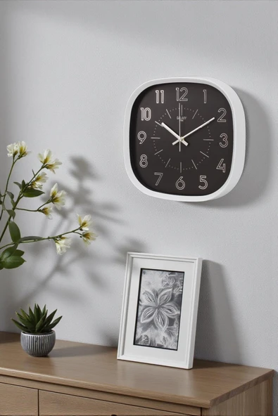 Beyaz Çerçeve Siyah Kadran Beyaz Rakamlı Duvar Saati 31 cm ürün görseli 1