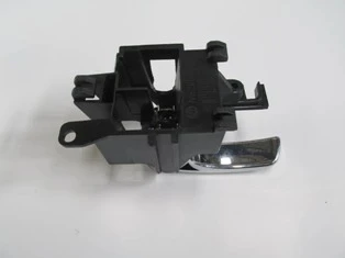 Nissan Navara 2006-2014 Ön Kapı İç Açma Kolu Sağ (Elceği Nikelajlı) (Euro Body) (Oem No: 80670-4X02B) ürün görseli 1