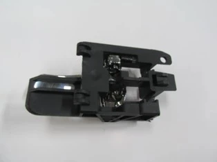 Nissan Qashqai 2007-2013 J10 Ön Kapı İç Açma Kolu Sağ Siyah (Elceği Nikelajlı) (Oem No: 80670Jd00E) ürün görseli 1