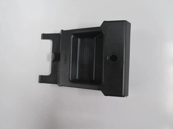 Opel Astra G 1999-2009 Marşbiyel Plastiği Ön Kriko Kapağı Sol (Adet) (Oem No:5164661) ürün görseli 1