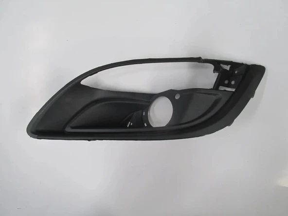 Opel Astra J Sedan 2012-2020 Ve Hatchback Sis Lamba Kapağı Sol - Sinyal - Delikli - Çıta Deliksiz (Oem No: 1223289) ürün görseli 1