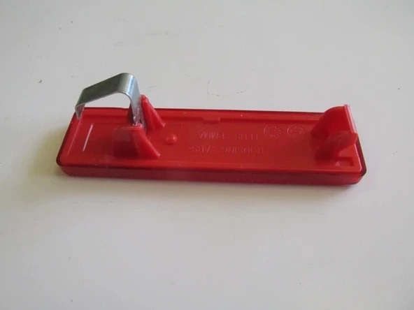 Opel Movano 1999-2003 Arka Tampon Reflektörü Sağ - Sol Aynı Kırmızı (Oem No: 7700353184) ürün görseli 1