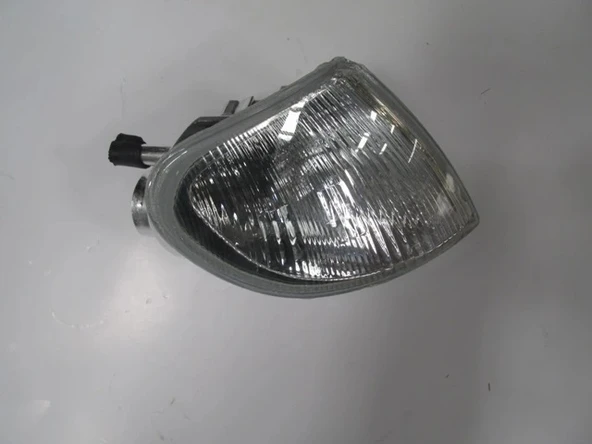 Peugeot Partner 1996-2002 Ön Sinyal Sağ Beyaz (Mars) (Adet) (Oem No:630380) ürün görseli 1