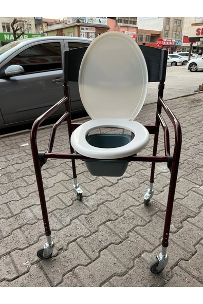 MEDİKALCİM Plastik Kapaklı Tekerlekli Tuvaletli Hasta Sandalyesi ürün görseli 1