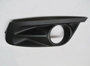 Renault Fluence 2013-2016 Sis Lamba Kapağı Sağ Delikli (Oem No: 261A23884R) ürün görseli 1