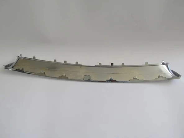Renault Fluence 2009-2012 Ön Panjur Alt Nikelajı (Oem No: 623850001R) ürün görseli 1